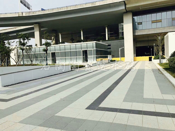 【杭州***道路】陶瓷透水砖项目工程